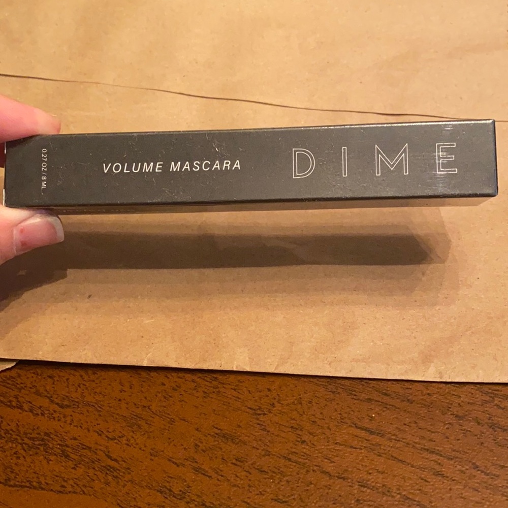 Dime volume mascara in black